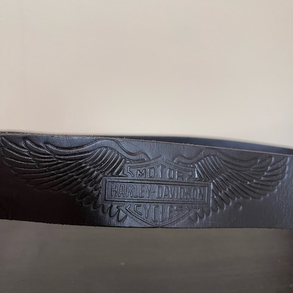 Harley Davidson Leather Belt & Buckle - Picture 11 of 11